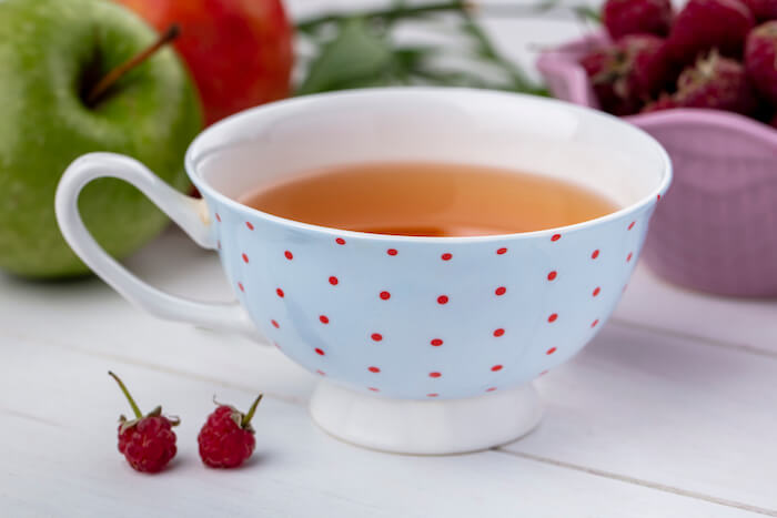 Tee-Tasse zur Veranschaulichung verschiedener Blickwinkel auf ein Problem in der systemischen Therapie